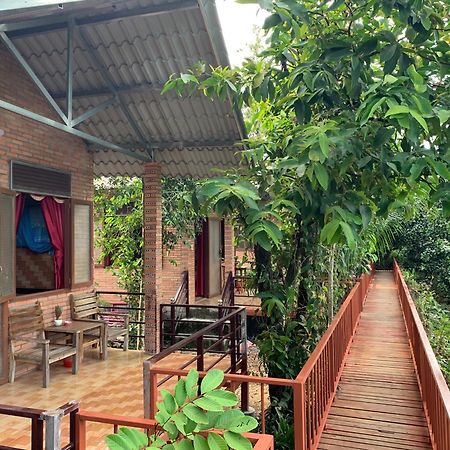 Gibbon Singing Home Stay Quan Tom Экстерьер фото